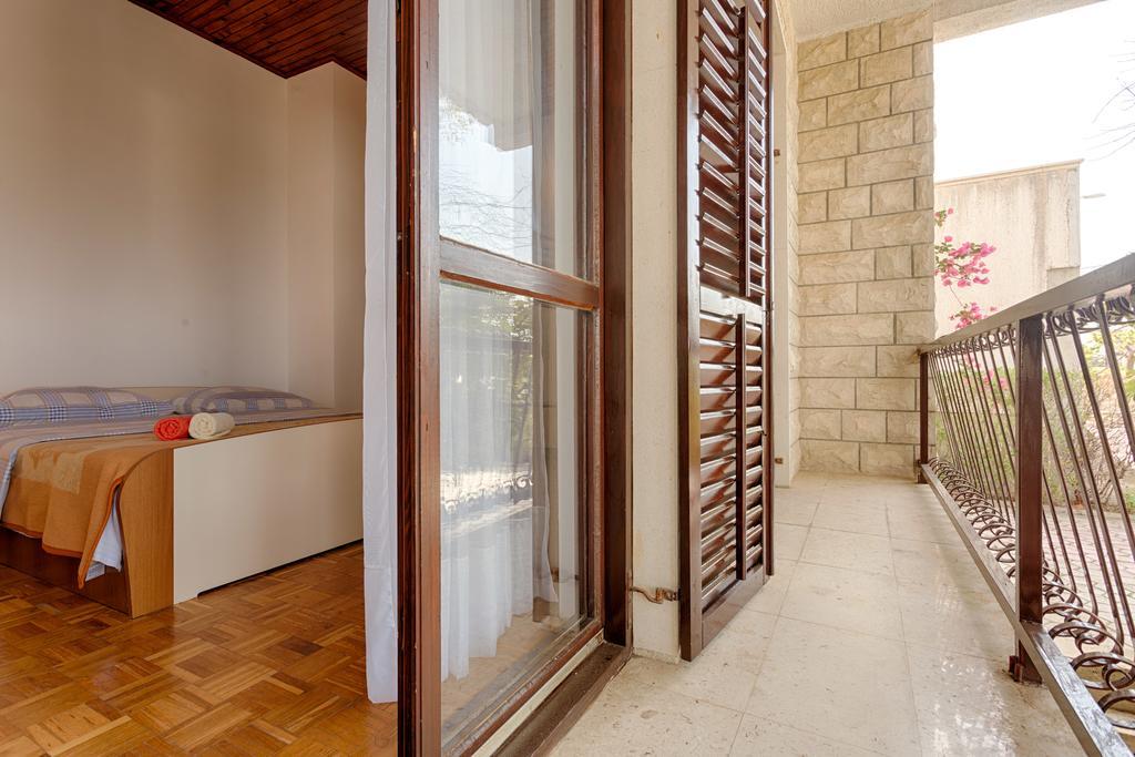 Guest House "Litus" Podstrana Esterno foto