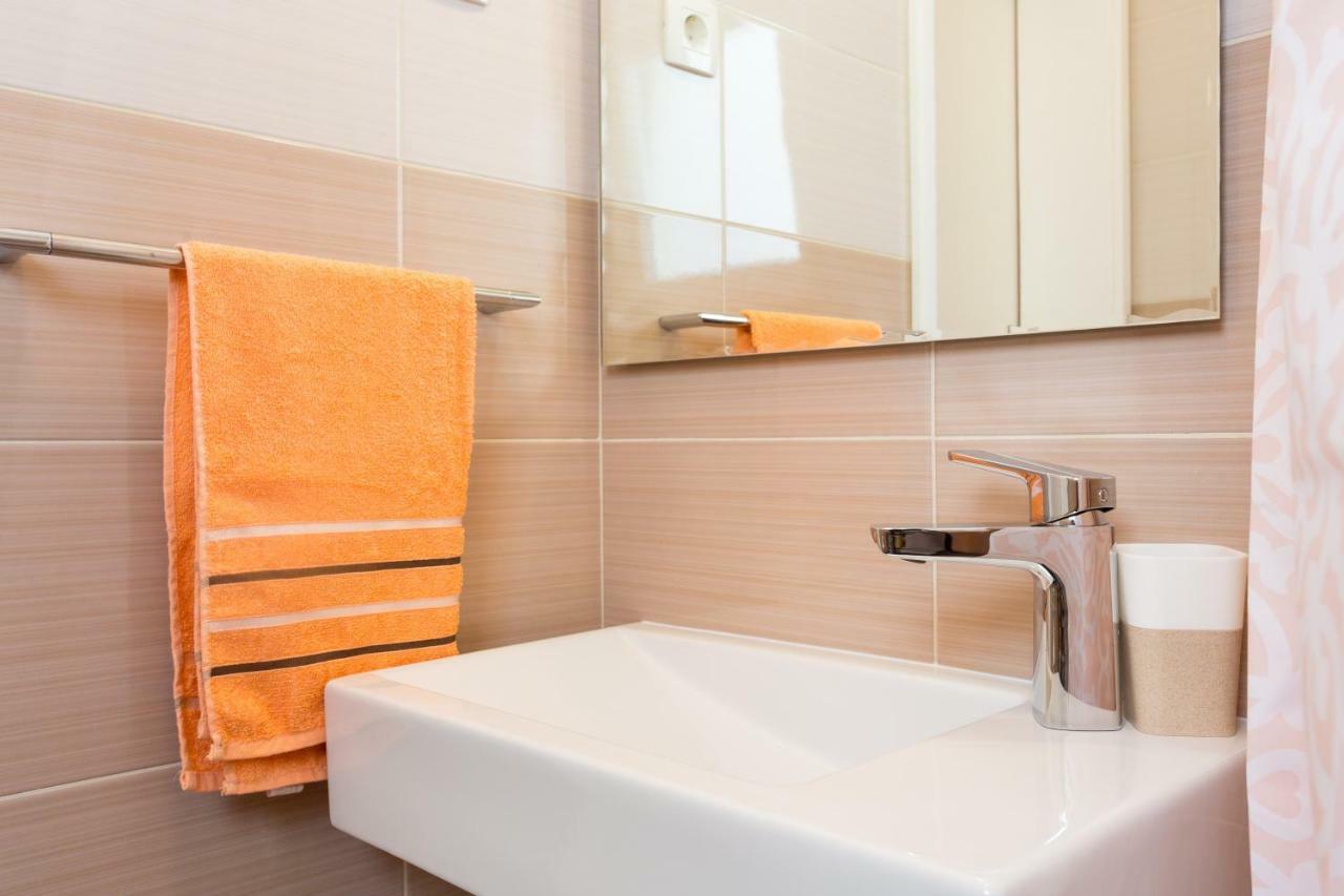 Guest House "Litus" Podstrana Esterno foto
